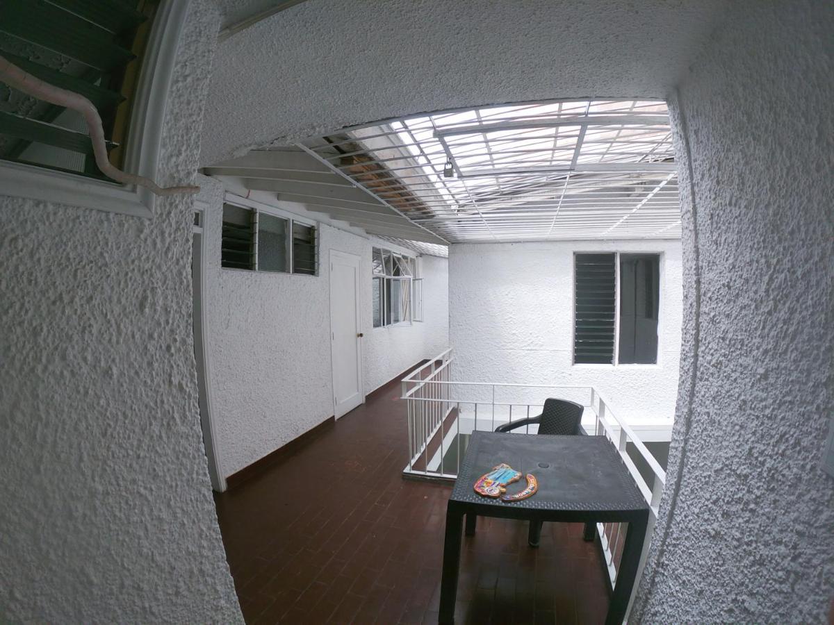 Le VI Hostal 메딜린 외부 사진